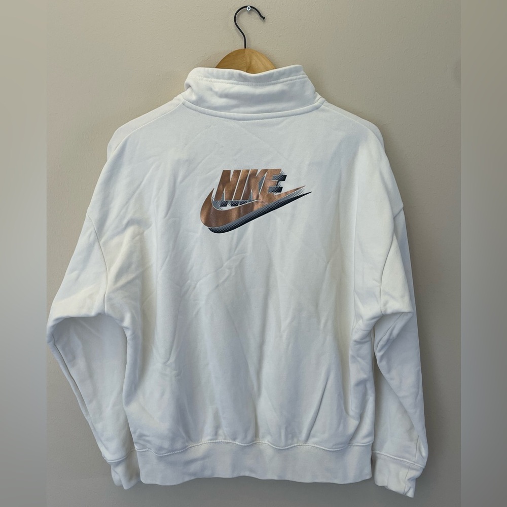 Nike pullover